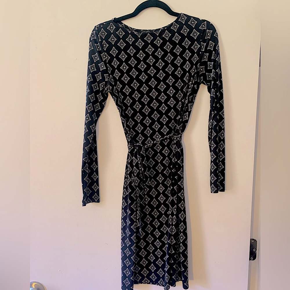 Banana Republic Super Flattering Diamond Patterned Long Sleeve Dress
